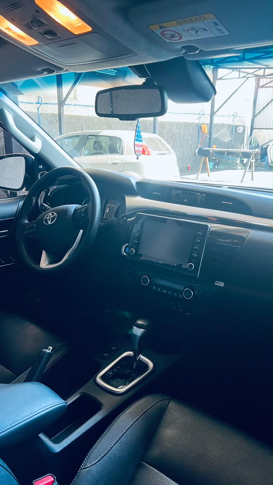 Toyota Hilux SRX