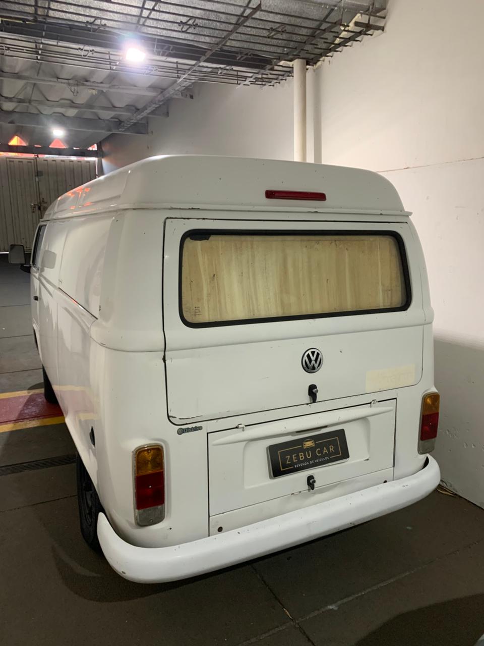 Volkswagen Kombi Furgão 2010 em Uberaba, foto 4