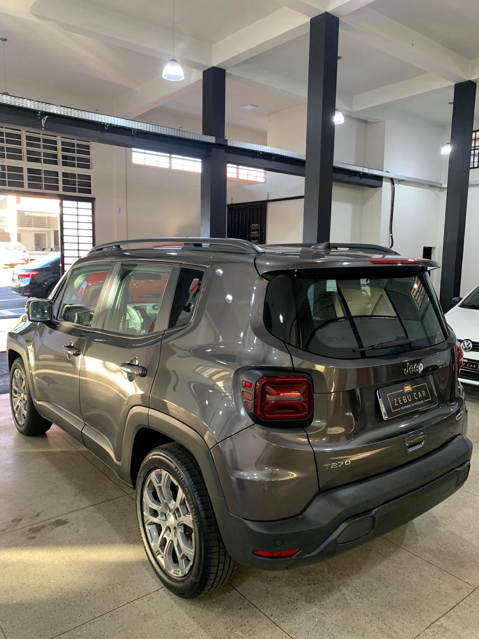 Jeep Renegade Longitude 2025 em Uberaba, foto 6