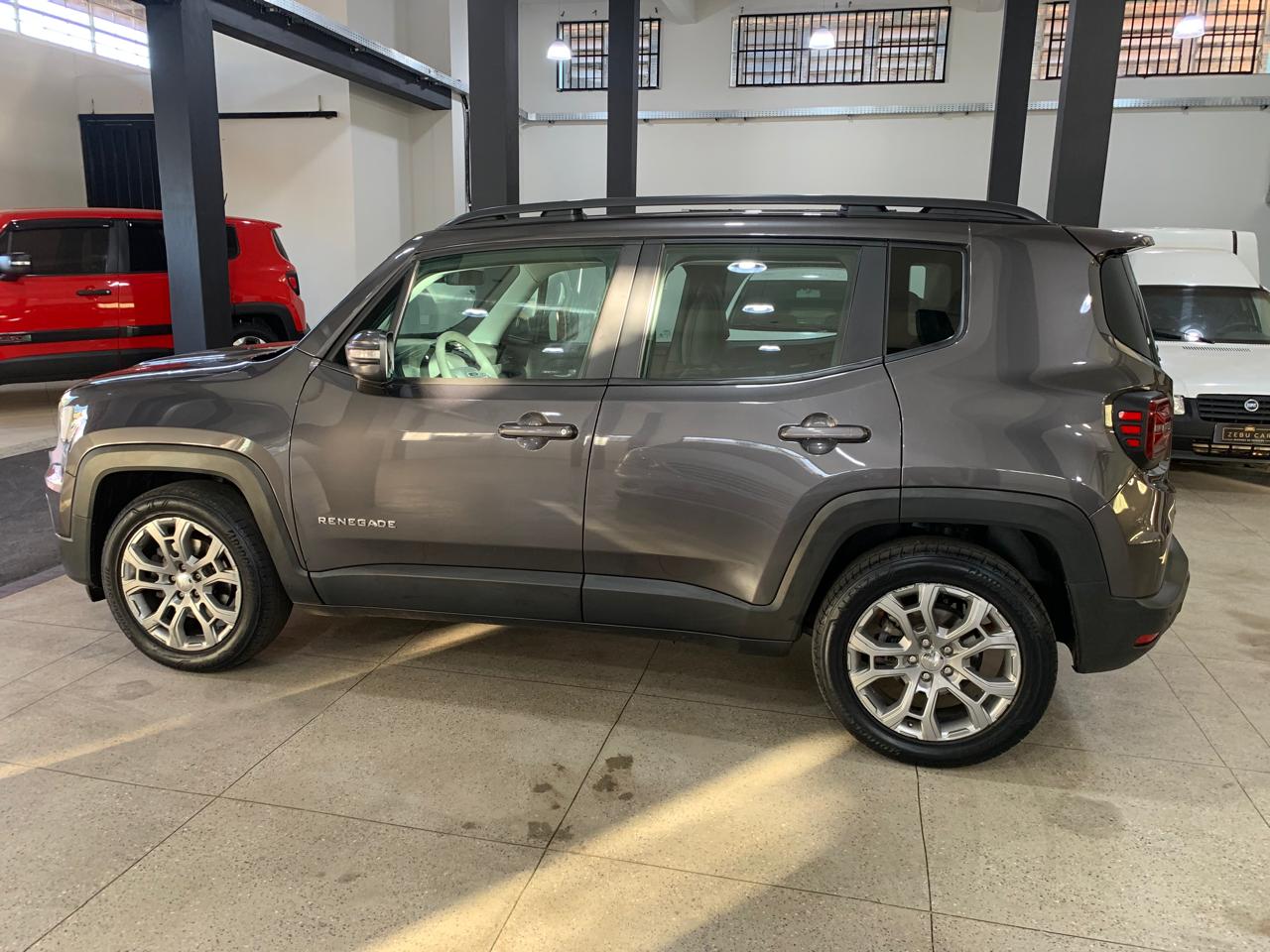 Jeep Renegade Longitude 2025 em Uberaba, foto 7