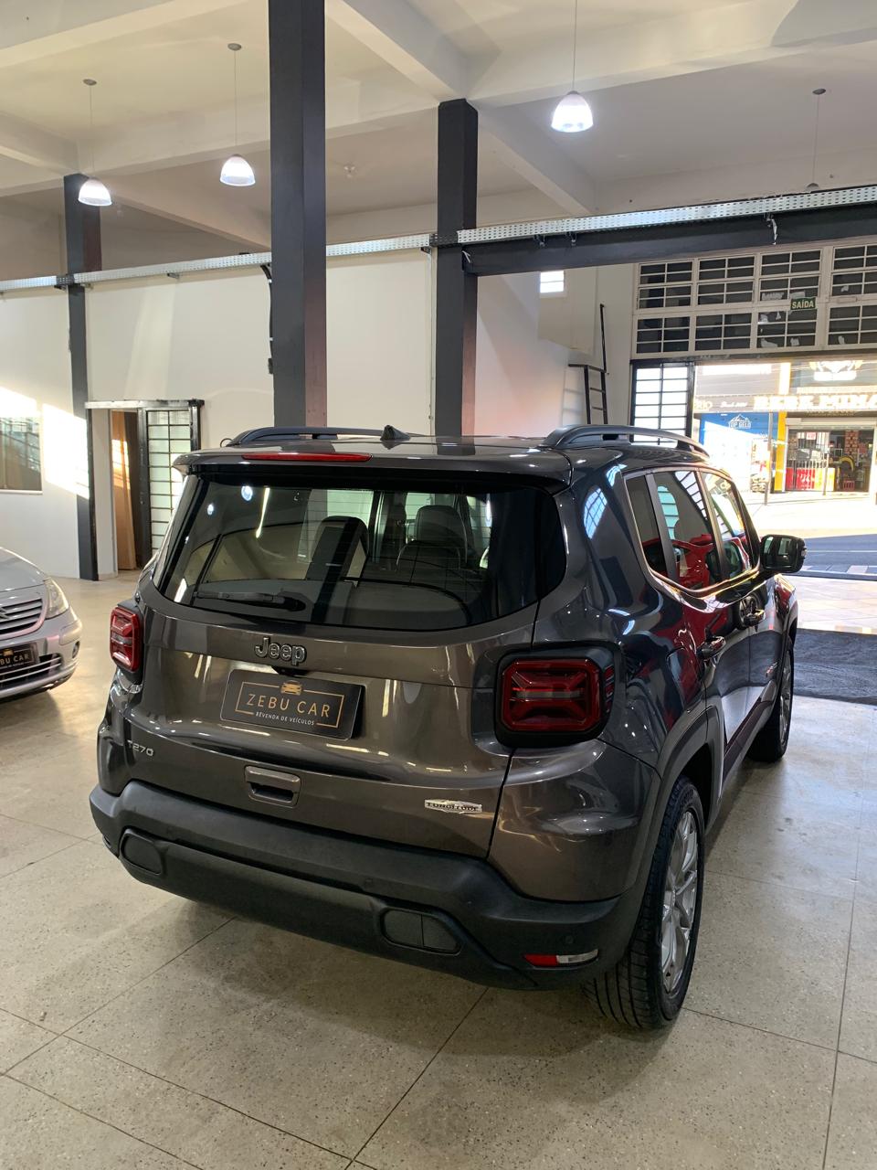 Jeep Renegade Longitude 2025 em Uberaba, foto 8